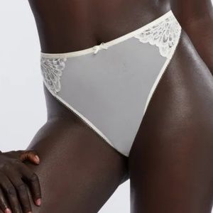 Savage x Fenty NWT S Metallic Lace High Rise Thong